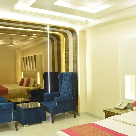 Hotel Aman Continental - Paharganj Új-Delhi Kültér fotó