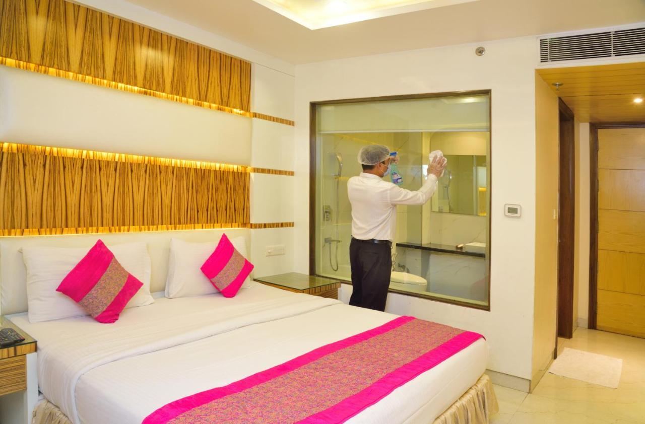 Aman Continental - 2Mins From Railway Station And 5 Mins From Metro Hotel Új-Delhi Kültér fotó