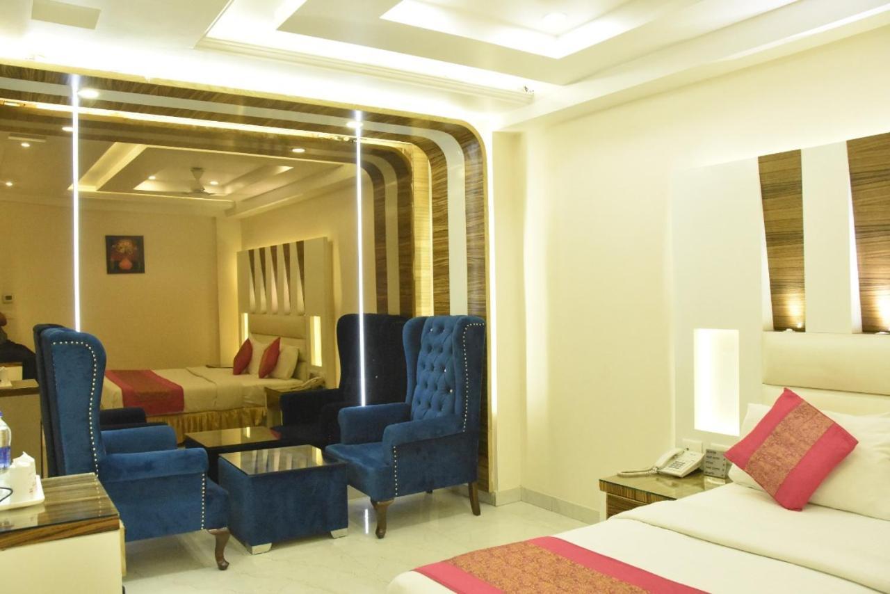 Hotel Aman Continental - Paharganj Új-Delhi Kültér fotó