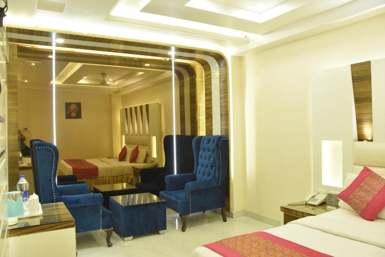 Hotel Aman Continental - Paharganj Új-Delhi Kültér fotó