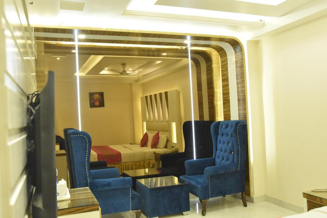 Hotel Aman Continental - Paharganj Új-Delhi Kültér fotó