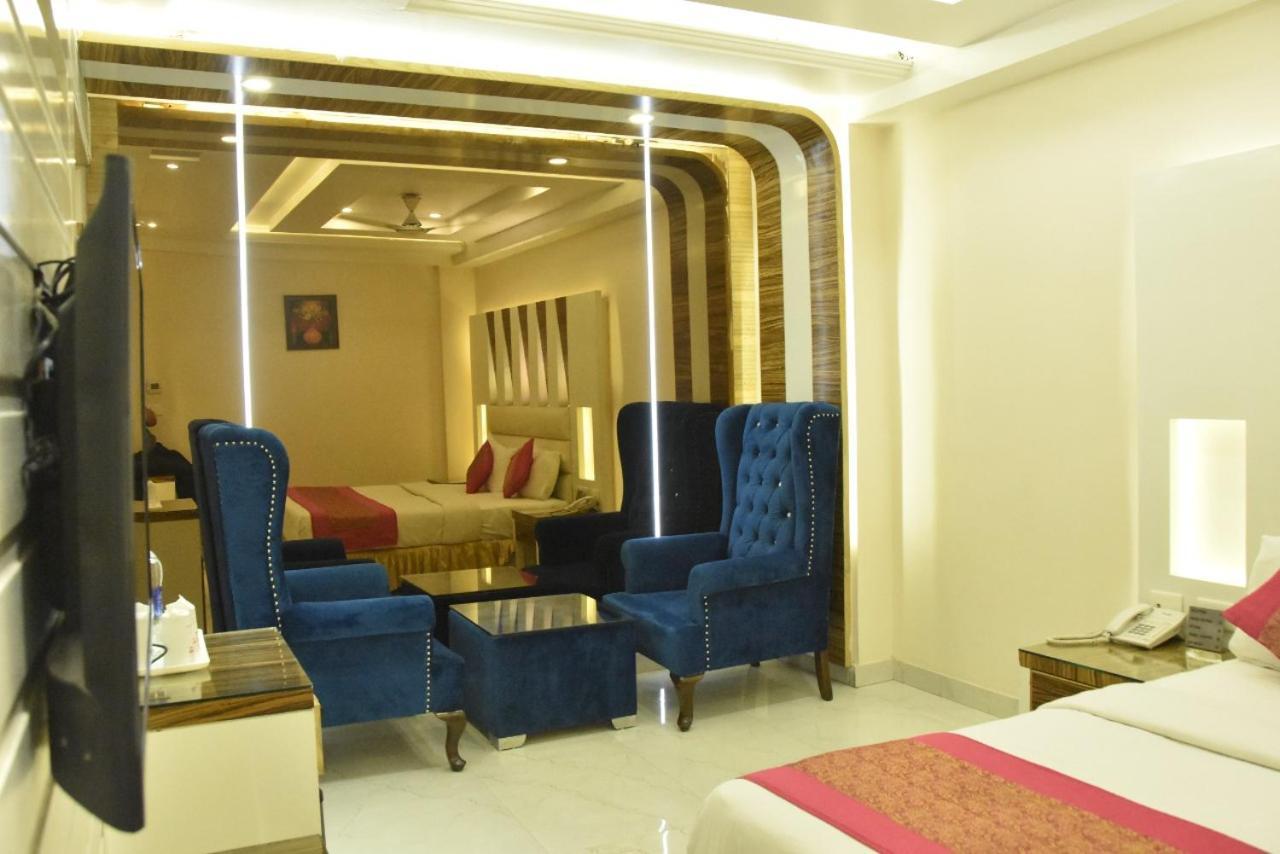 Hotel Aman Continental - Paharganj Új-Delhi Kültér fotó