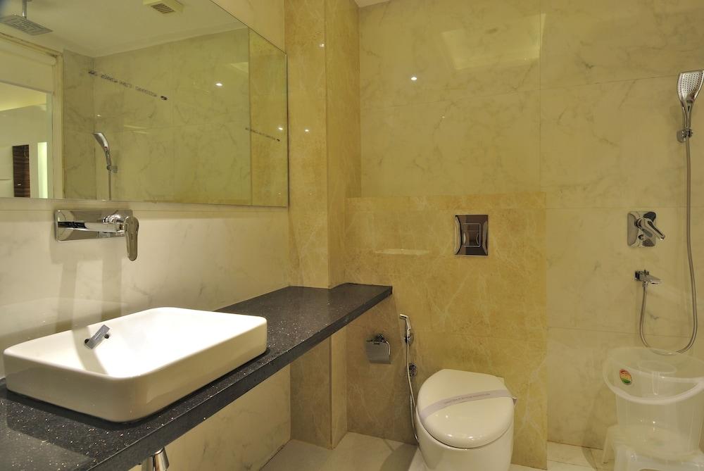 Aman Continental - 2Mins From Railway Station And 5 Mins From Metro Hotel Új-Delhi Kültér fotó