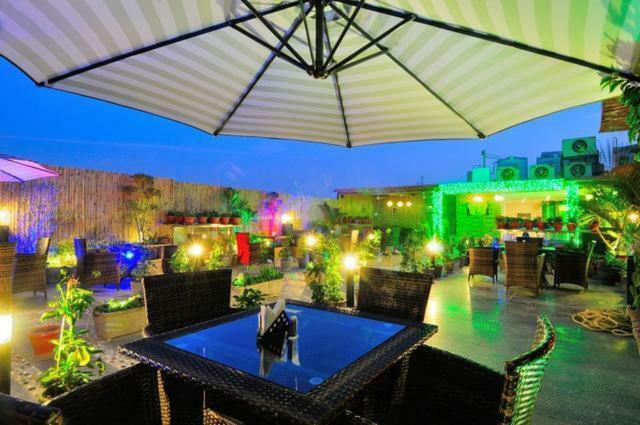 Aman Continental - 2Mins From Railway Station And 5 Mins From Metro Hotel Új-Delhi Kültér fotó